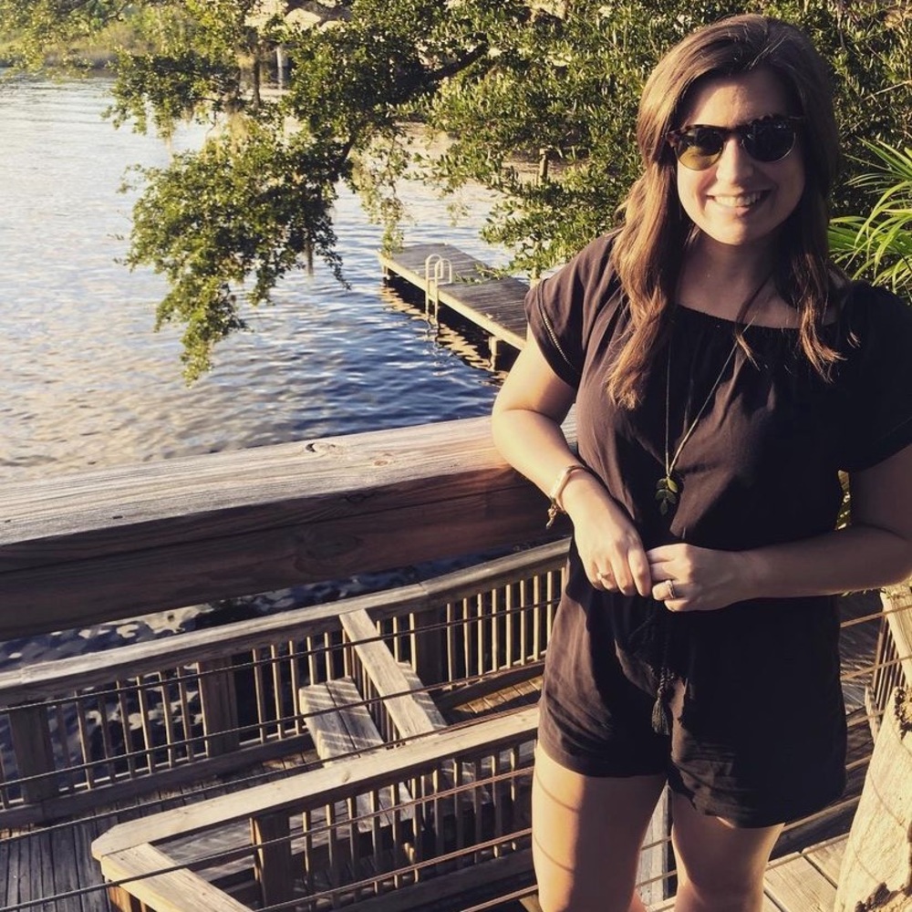 Meet your Posher, Caitlin